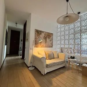 Apartment Relax&comfort Redona 8, Bergamo